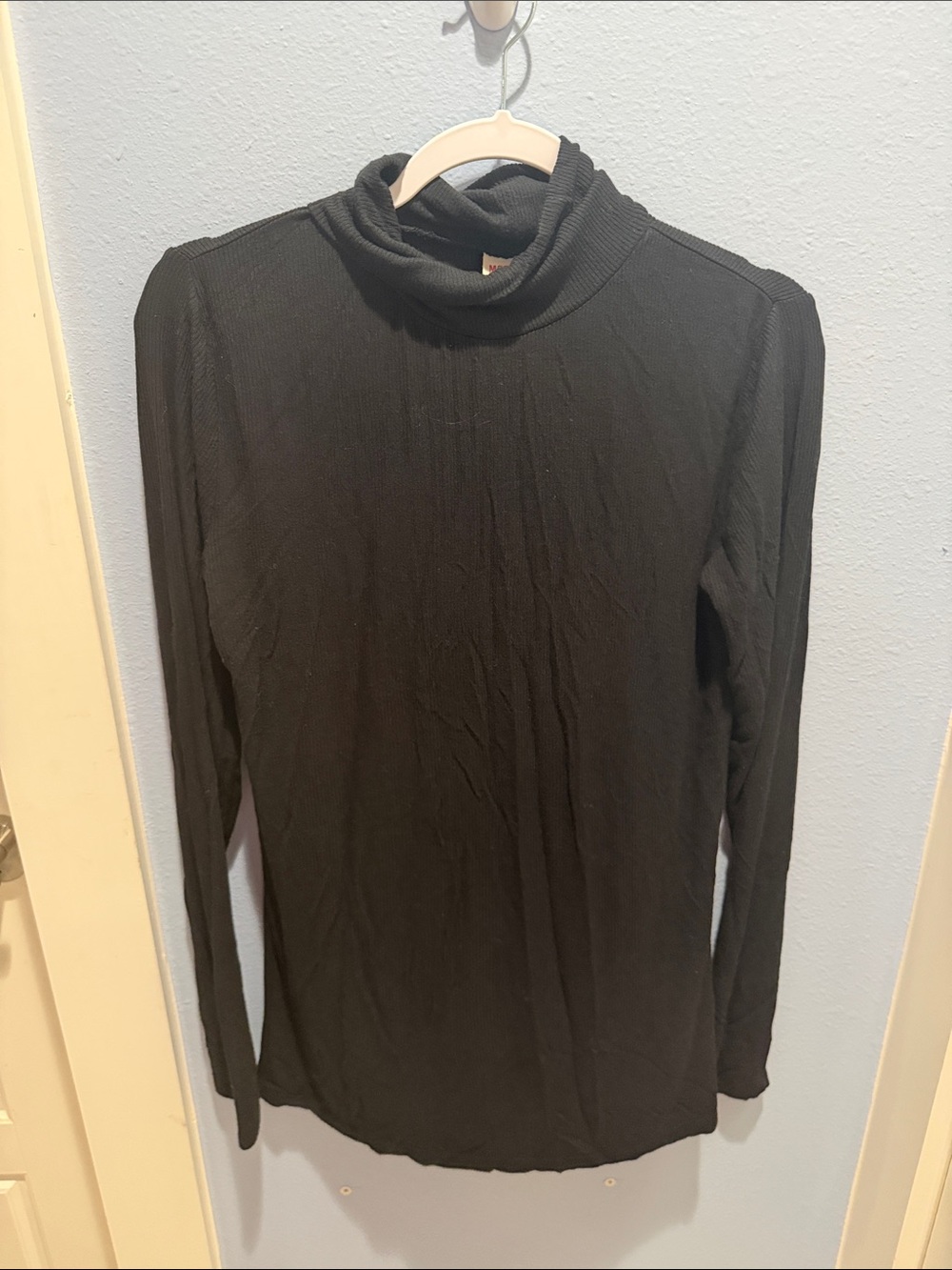 Mossimo Supply Co. Black Ribbed Turtleneck Long-Sleeve Top